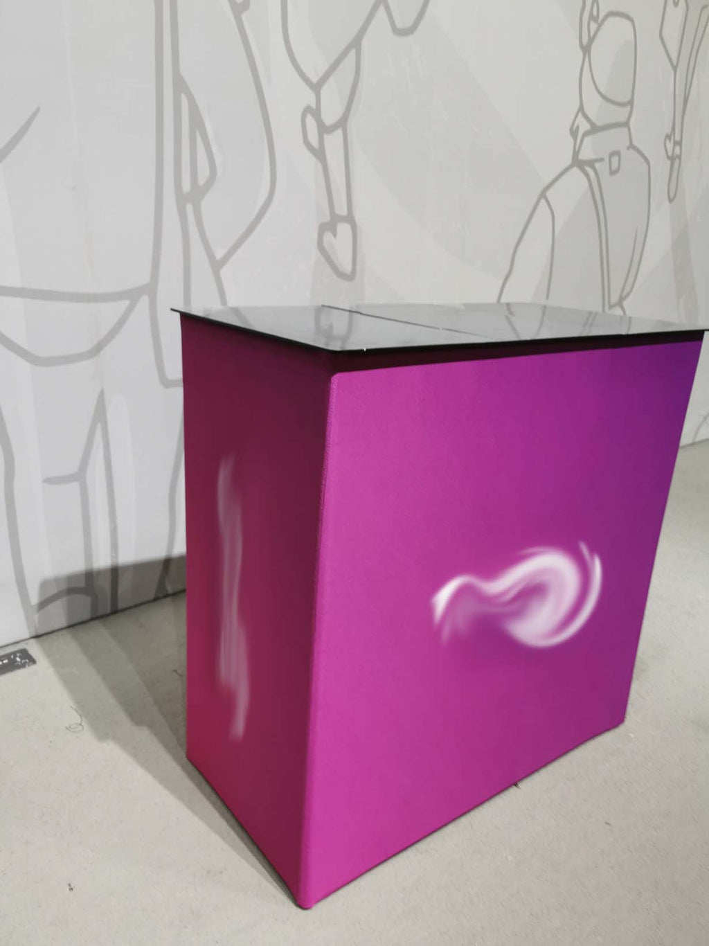 1 m non-LED fabric counter with example purple graphics and black countertop